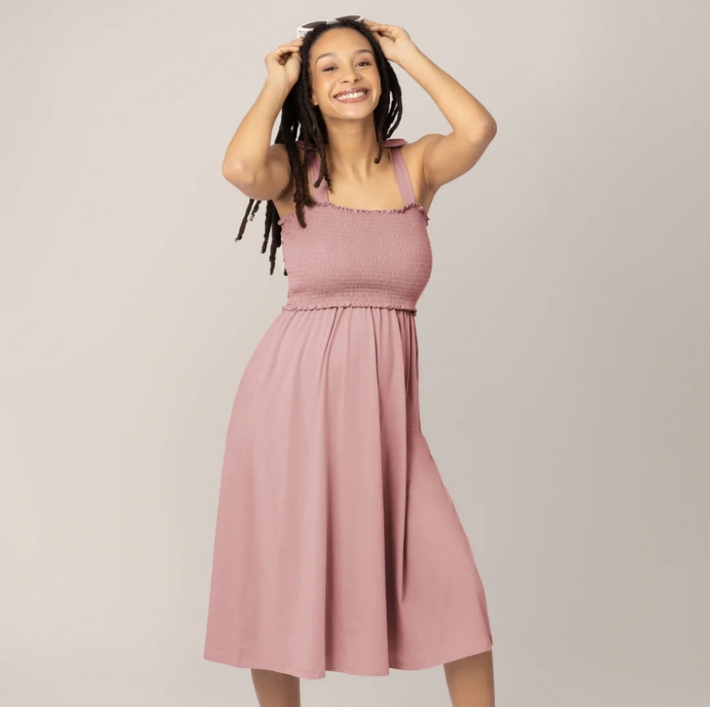 Kindred Bravely Sienna Smocked Maternity & Nursing Dress Lt Mauve New‎ With Tag